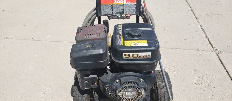 Pressure washer. Mi-T-M 3000 psi, 3 gpm