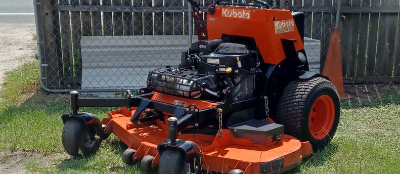 Kubota SZ26-61 Stand-On Mower
