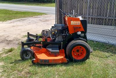 Kubota SZ26-61 Stand-On Mower