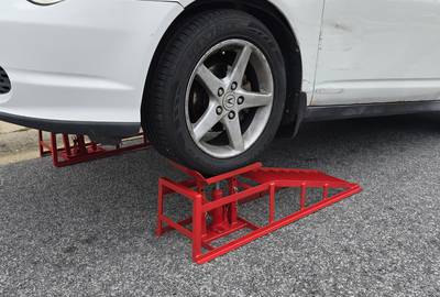 Car ramp/lift, 4400lb capacity
