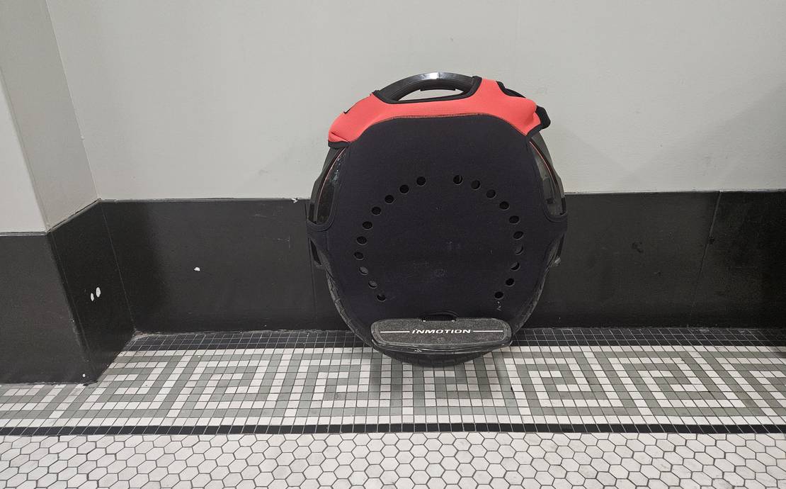 Inmotion V8F EUC (Electric Unicycle)