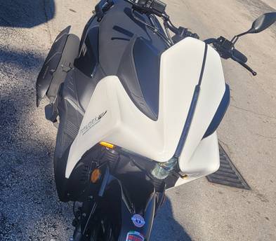 180 CC 2025 FORZA WHITE - FASTEST TORQUE BIKE UP TO 70MPH