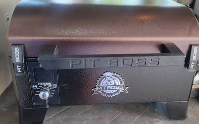 Table top pellet grill (PITBOSS)