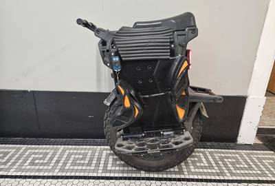 Leaperkim Veteran Patton-S Electric Unicycle (EUC)
