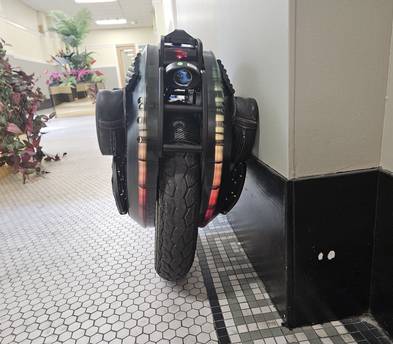 Begode Nikola 2.0 C8 Electric Unicycle (EUC)