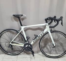 Giant carbon road bike ultegra components