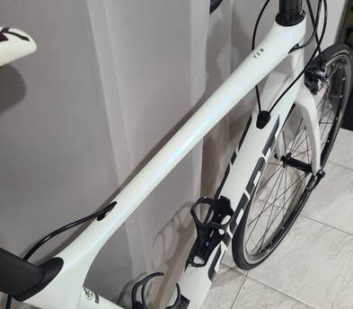 Giant carbon road bike ultegra components