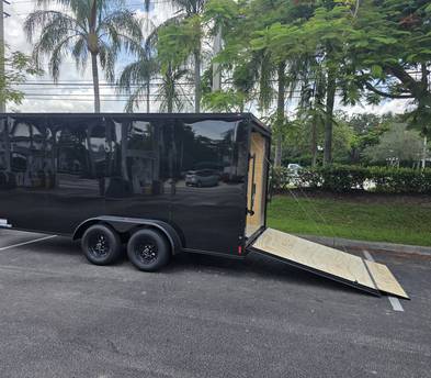 7x16 enclosed trailer  w/ ramp door