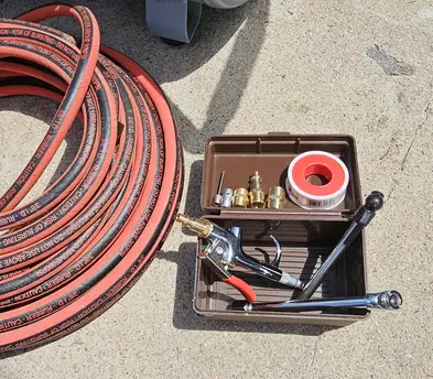 McGraw 8 gallon 150 PSI air compressor with hose and accessories