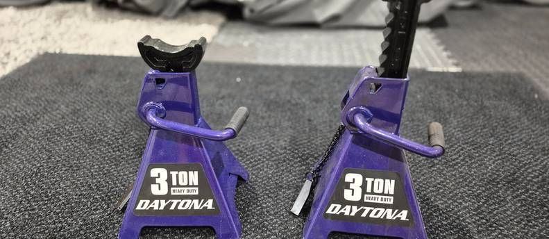 Daytona 3 Ton Jack Stands