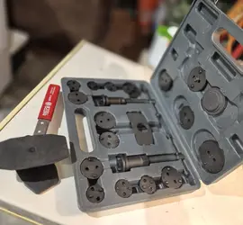 Matco Brake Piston Compressor Set