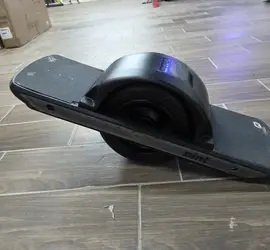 Onewheel Pint with Quart Battery