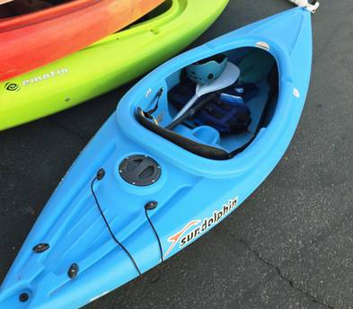 Kayaks(5) or paddleboards(5) w/ lifejackets,paddles ,drybags