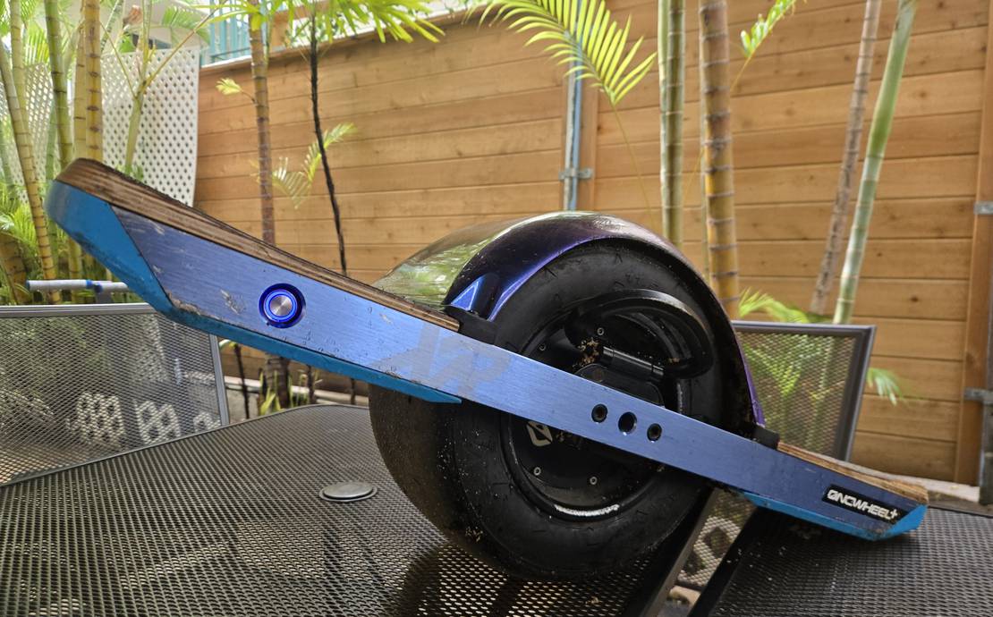 OneWheel XR+ (with fender, handle, and rail guards)