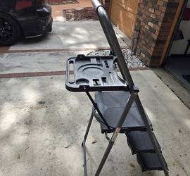 3-Step Ladder with Tool Tray (Best Choice Products), 330lb Capacity