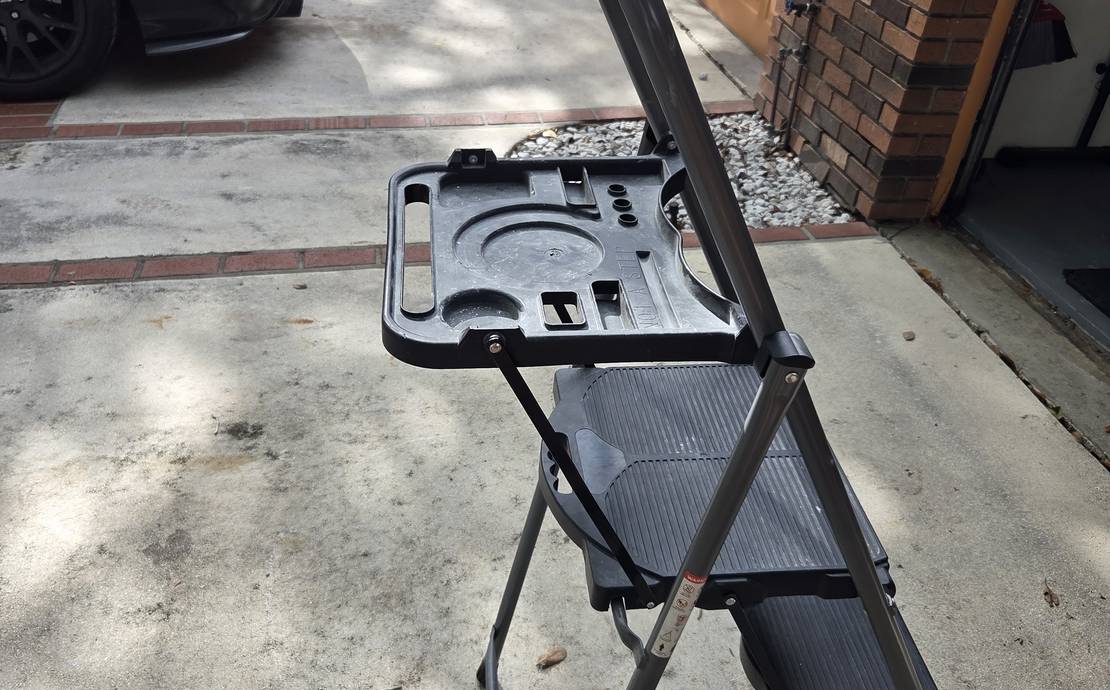 3-Step Ladder with Tool Tray (Best Choice Products), 330lb Capacity