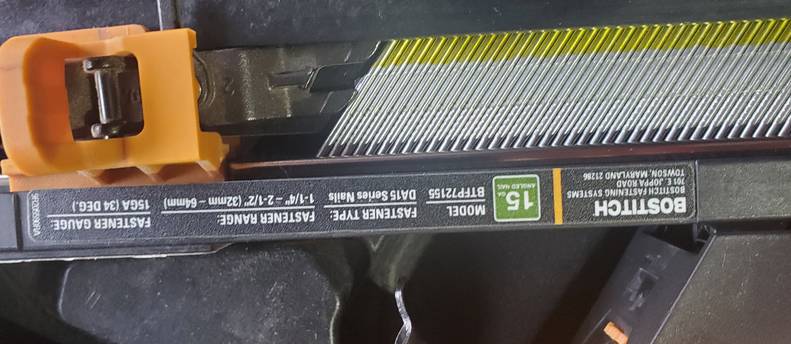 Bostitch Smart Point 15 Gauge DA finish nailer