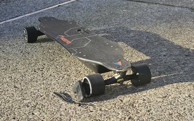 Electric Skateboard rental in Vancouver