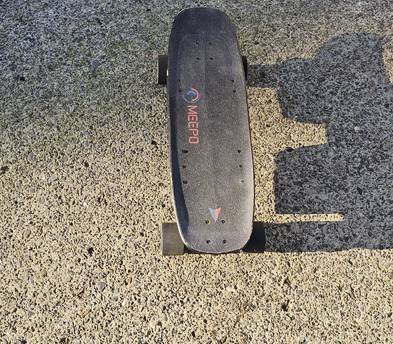 Electric Skateboard // Shortboard-Cruiser Style