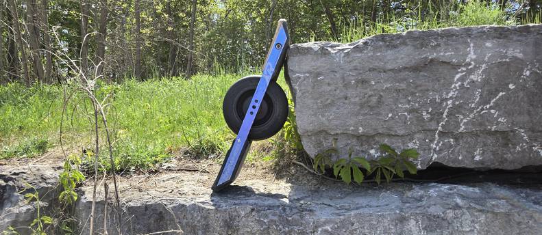 Hyper-Built Onewheel XR - Custom hardware and software