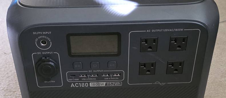 Bluetti AC180 Portable Power Sation 1800W