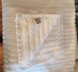 White guest towels