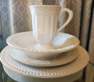 White dinner dishes - dinner guests