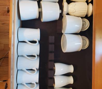 White dinner dishes - dinner guests