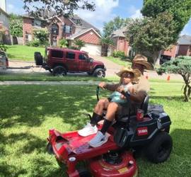 Zero Toro Riding lawnmore  42"