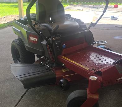 Zero Toro Riding lawnmore  42"