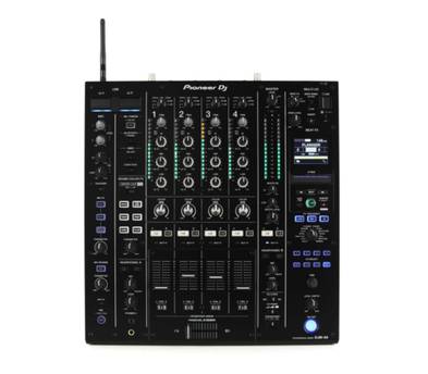 2x Pioneer CDJ-3000 + DJM-A9 Mixer with Flight Cases