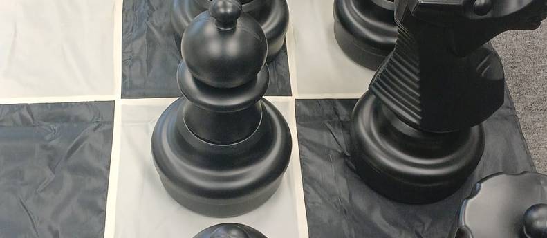 Giant Mega Chess 25 inch size