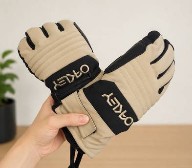 High-Performance Waterproof Ski Gloves - Warm, Durable & All-Mountain Ready