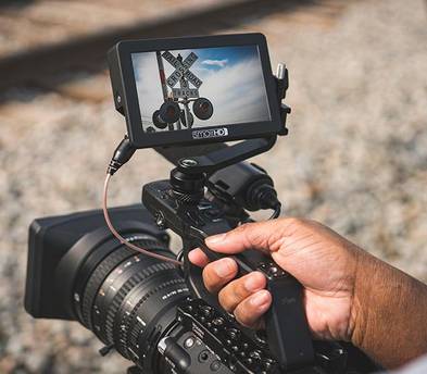 SmallHD Focus 5-in HDMI On-Camera Monitor 5" 5in 5 Inch w/ Mount and Batteries