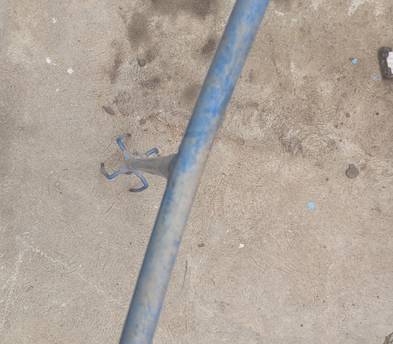 Garden Claw weed puller