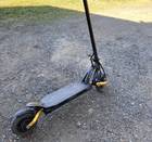 Mantis  10 full suspension scooter