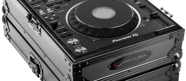 2x Pioneer CDJ-3000 + DJM-A9 Mixer with Flight Cases
