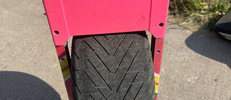 Onewheel XR with enduro tire