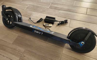 2Swift Mark I 2-Wheel Electric Skateboard