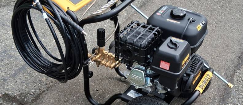 Dewalt 4400 PSI Pressure Washer (Commercial Grade)