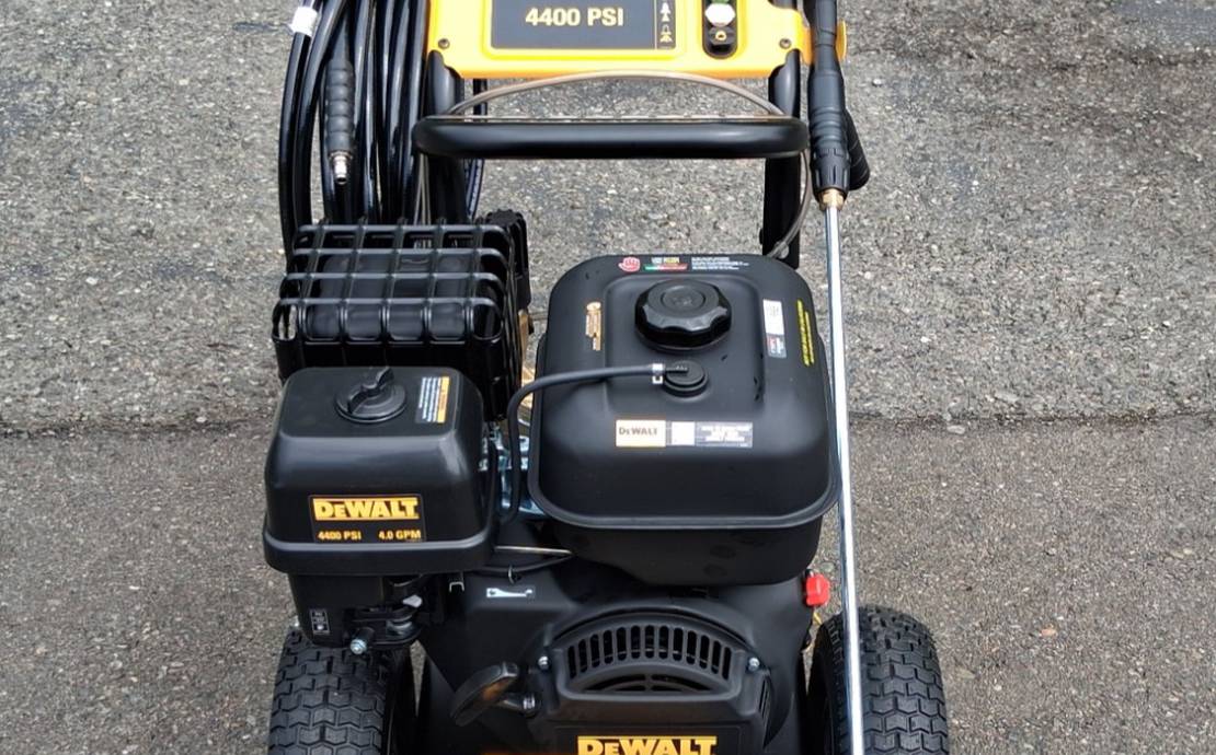 Dewalt 4400 PSI Pressure Washer (Commercial Grade)