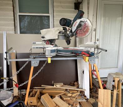 10” Bosch Miter Saw-with stand/roll bars