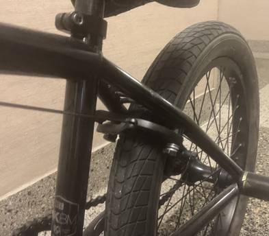 Kink Curb 2016 BMX bike