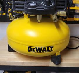 DEWALT Pancake Air Compressor, 6 Gallon, 165 PSI