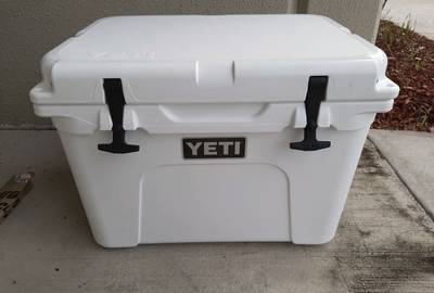 Yeti Tundra 35 Hard Cooler