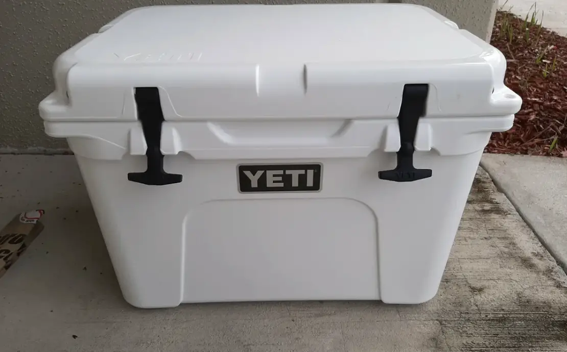 Yeti Tundra 35 Hard Cooler