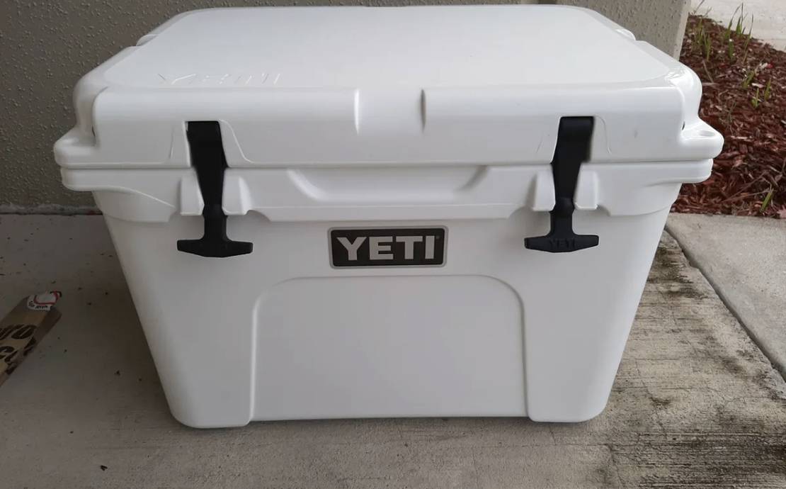 Yeti Tundra 35 Hard Cooler