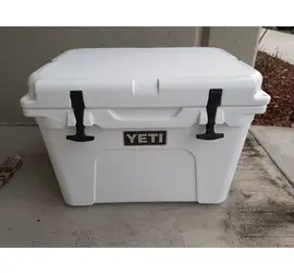 Yeti Tundra 35 Hard Cooler