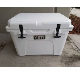 Yeti Tundra 35 Hard Cooler