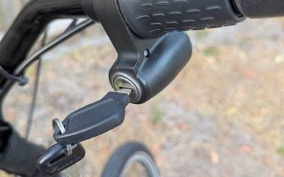 High-end Police Fuji e-bike